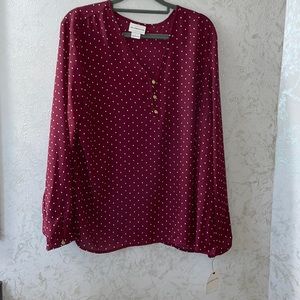 Liz Claiborne Women's long sleeve maroon and white patterned v-neck blouse